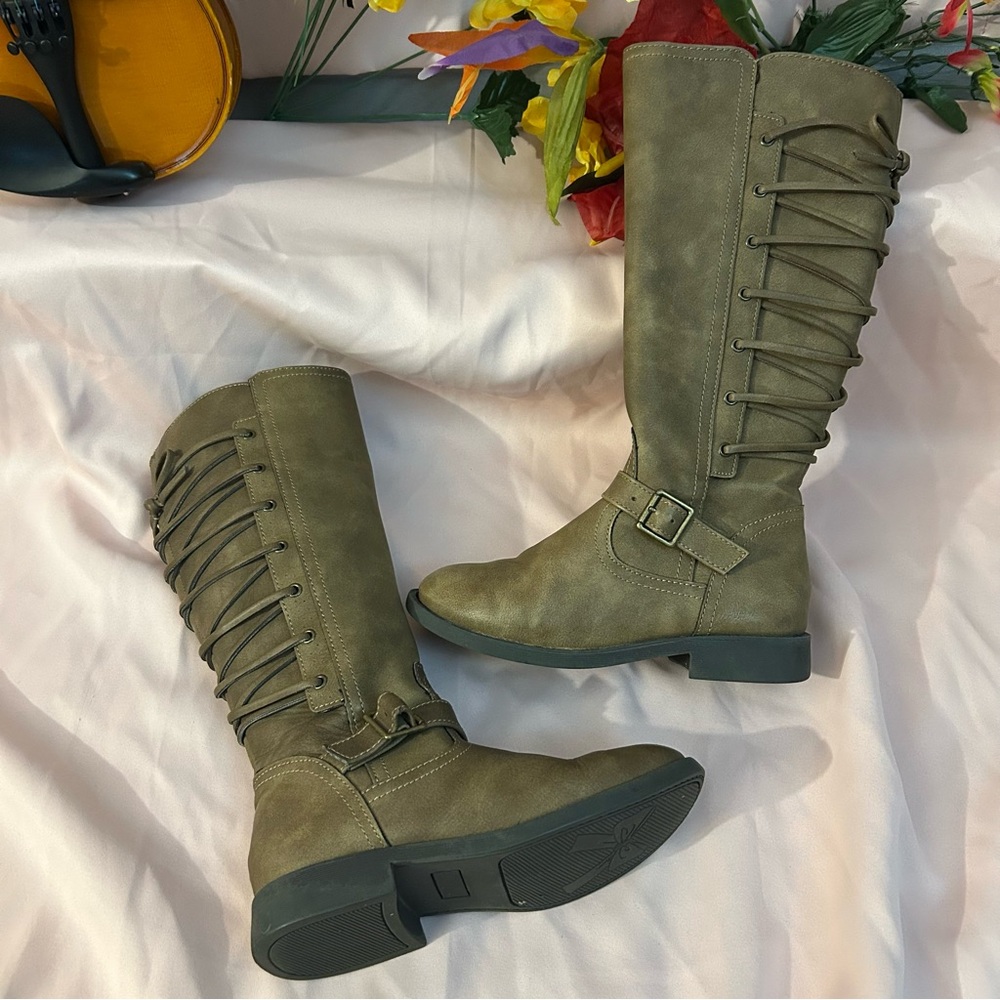 Girls knee high lace up boots - Picture 15 of 15